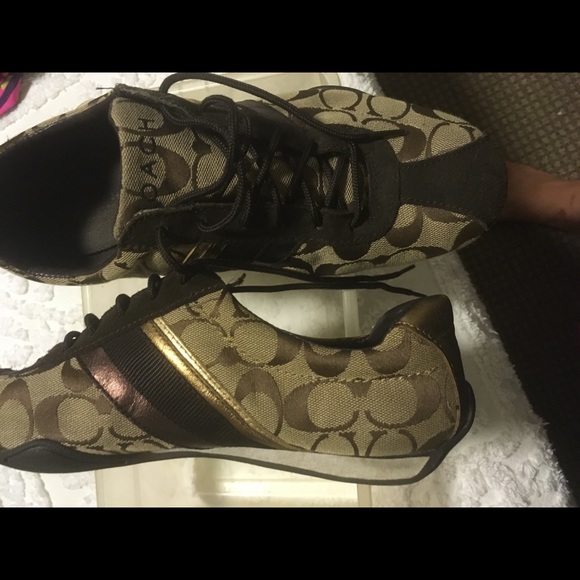 Coach sneakers (authentic) - Picture 2 of 2